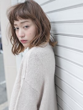 トッカ ヘアアンドトリートメント 難波店 ほつれエアリーウエーブ
