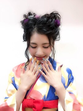 ヘアメイク シュシュ(Hair make chou chou) ふんわりツインノットヘア【chu-chou 北林夏実】