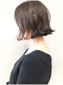 グレージュボブ_ローライトスリークボブ厚めバング_ba283582