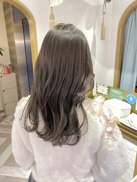 ロンドアベニール 北千住(Lond avenir) 大人気◎ミディアムレイヤー　ほんのりグレージュ　西田大樹