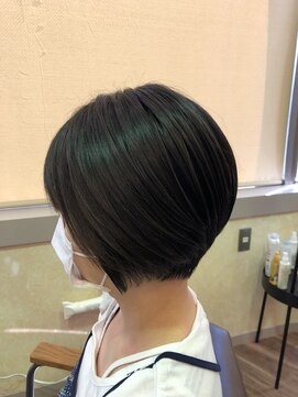 アマランスロザ(amaranth ROZA) 丸みショート