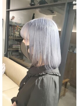 エイト 池袋店(EIGHT ikebukuro) ホワイトシルバー☆