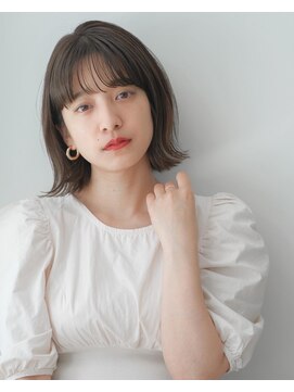 ガーデン オオタカノモリ(garden otakanomori) 外ハネボブ×ヌーディーベージュ×シースルーバング×大人ボブ