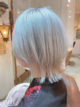 アロウズ(Arrows) ホワイトなウルフレイヤー/