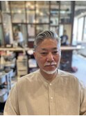 大人海外メンズヘア七三分けサイドパートフェードカット