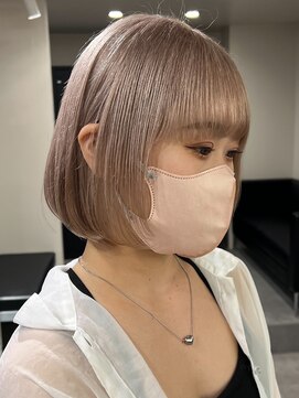 ベレーザ 渋谷(BELEZA) 4553ミルクティーアッシュグレーベージュハイトーンカラーボブ