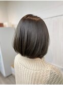 丸型卵形切りっぱなしボブワンレンボブ美髪カーキアッシュ立川