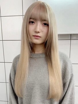 ウィコ 新宿(WICO) ホワイトベージュ[新宿駅/切りっぱなしボブ/エアリーロング］