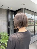 首元が綺麗に見えるボブ
