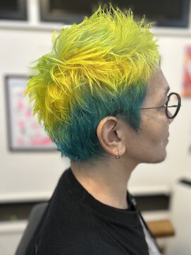 サロン ハナノ(Salon Hanano) スパイキーショートビビットライトグリーンブリーチカラー