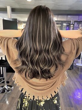 シェルヴ(XELVE) コントラストハイライト