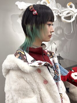 オーン 渋谷(OOn) ウルフカット/裾カラー