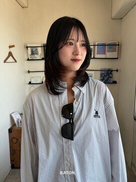 バトン(BATON) ミディアムレイヤーカット/20代/韓国風レイヤーカット/大分