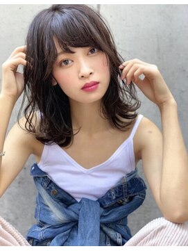 オースティン 調布アミックス(AUSTIN) デザインカラーレイヤーカットウェットヘアオリーブベージュ