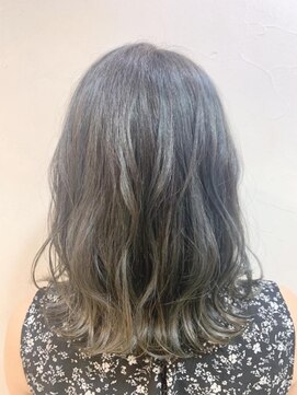 ネオヘアー 曳舟店(NEO Hair) 【イヤリングカラー】グレージュ×シースルーネイビー（曳舟）