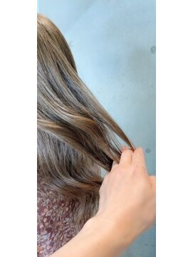 アフィーロ(ACHFILO) 20代30代大人女子ハイトーン　アッシュベージュ　シールエクステ