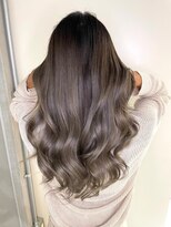 イース バイ アンブルリュクス 北千住(Ease by amble luxe)&nbsp;シルバーグレージュ