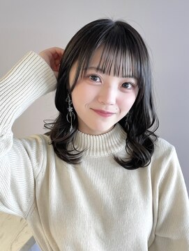 サンカク(SANKA KU) シースルーぱつん前髪/モテミディアム/顔周り小顔カット