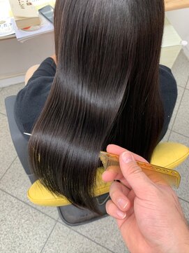 雨とランプ 髪質改善『ヘアエステ』【雨とランプ 縮毛矯正 琴似　髪質改善】