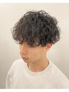 バチカ(BATICA) 波巻きパーマ こなれマッシュ