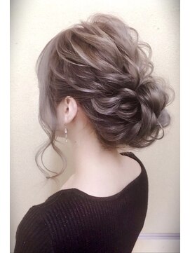 アン 溝の口(un) フェミニンボブ【溝の口髪質改善オージュアサロン】