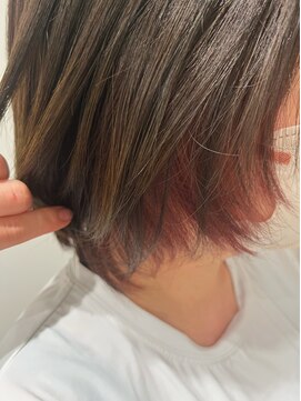 ビスポーク(BESPOKE) 抜け感♪ローライトインナーカラーショートカット