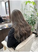 コントラストハイライト/グレージュ