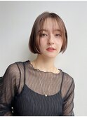 大人ミニボブ前髪あり切りっぱなしボブ丸顔面長絶壁K20240915