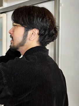 タヴィ(Tavi) メンズの無造作パーマスタイル/メンズヘア/メンズカット/メンズ