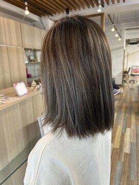 ラヴィエール(LAVIERE by R-EVOLUT) ハイライト　グレージュ　柏