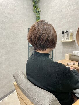 睡蓮 平井店 5歳若返る、髪と地肌にやさしいケアカラー[髪質改善/白髪染め]