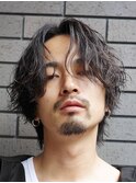 名古屋波巻きスパイラルパーマメンズセンターパートツーブロック
