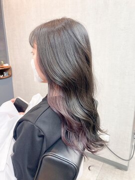 オト(oto) おしゃれにさりげなく魅せるインナーカラー/ピンク/ブリーチ