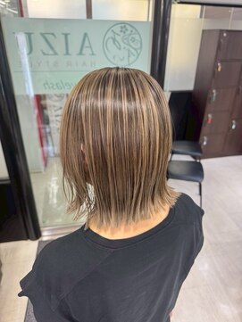 アイズ 本厚木(AIZU) 白髪ぼかしハイライト