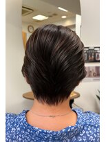 カットサロン ウシジマ(CUT SALON USHIJIMA)&nbsp;【白髪ぼかしハイライトカラー大人ナチュラルレイヤーショート】