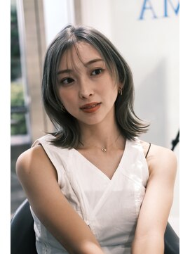 エアー 青山(AIR) ミディアムレイヤーカット