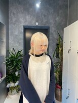 ヌーク 立川(Nuuk)&nbsp;ミルクティーブロンド/ケアブリーチ/レイヤーカット/立川/立川駅