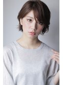 大人ショート斜めバング