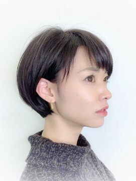 シータ(sheta) 【sheta/AI】大人の小顔耳掛けショートボブ