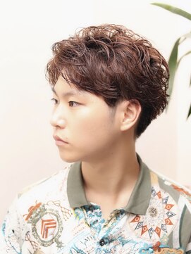 ヘアーアンドグルーミング ヨシザワインク(HAIR&GROOMING YOSHIZAWA Inc.) 【ヨシザワ人形町】七三分けツーブロックパーマ