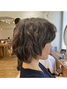 ラナ 渋谷(Lana) 【Chill】かわいい季節のピンクベージュクールショートボブルフ