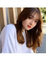 ドットハリス(.Hallis) 大人かわいい/小顔/ミディアムレイヤー/20代30代40代