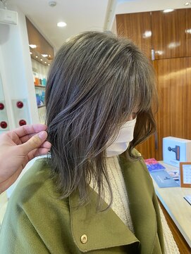 カッツ 駅家店(CUT S) オリーブベージュ