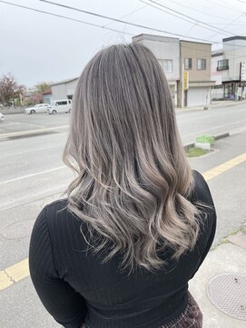 ネバーランド(NEVERLAND) バレイヤージュカラー