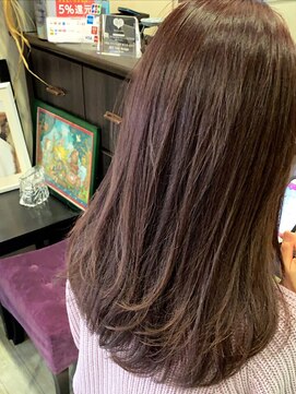 シー 岡崎(,SHE) やわら透け感ベージュでドーリーガール