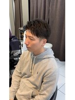 アイズ 海老名(AIZU) ジェットモヒカンフェードカットツイストパーマショートスタイル