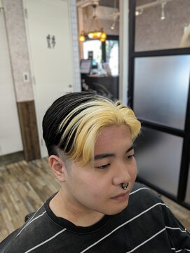 ティーズ バーバー T's BARBER 2ブロック+フロントブリーチ