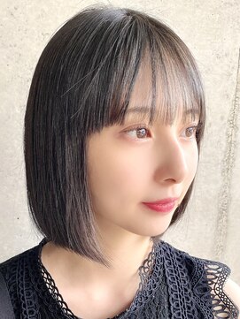 ラフ 新宿(Laff) 新宿 縮毛矯正 前下がりボブ 切りっぱなしボブ 髪質改善 ボブ