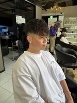 アイズ 海老名(AIZU)&nbsp;ツイストスパイラルパーマ　スペインカール　フェードカット