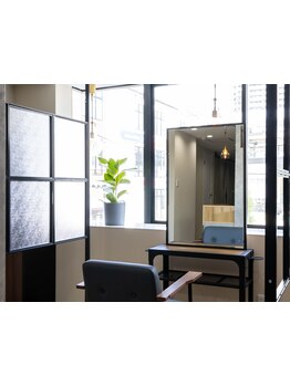 〈御影駅徒歩1分〉マンツーマンサロン。styleデザインだけでなく,髪質から上質さ,色気はつくれる